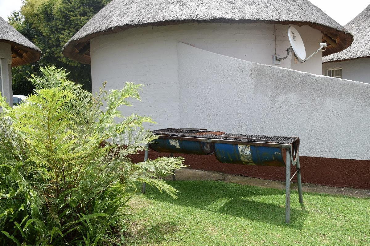 Sheri'S Lodge & Backpackers Graskop Extérieur photo