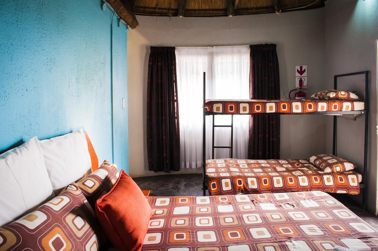 Sheri'S Lodge & Backpackers Graskop Extérieur photo